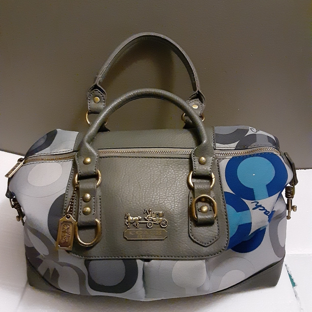 Coach Purse No Straps